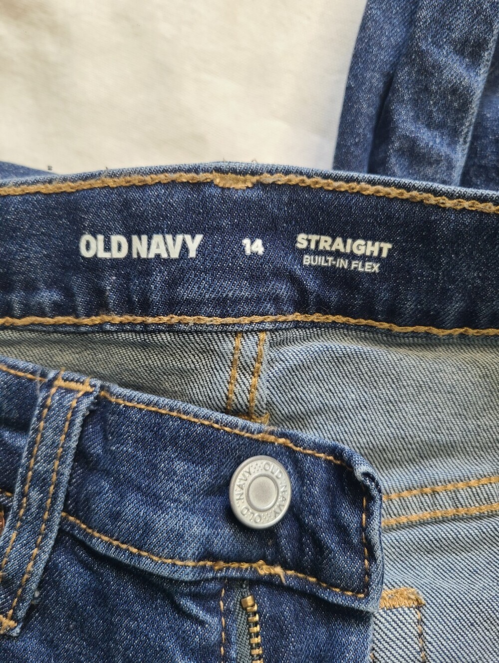 Old Navy Kiidsd Straight Dark Blue Jeans with Contrast Stitching